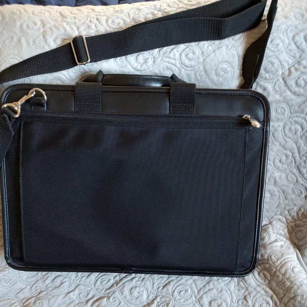BNNU Black Nylon Zippered Attache/Computer Case